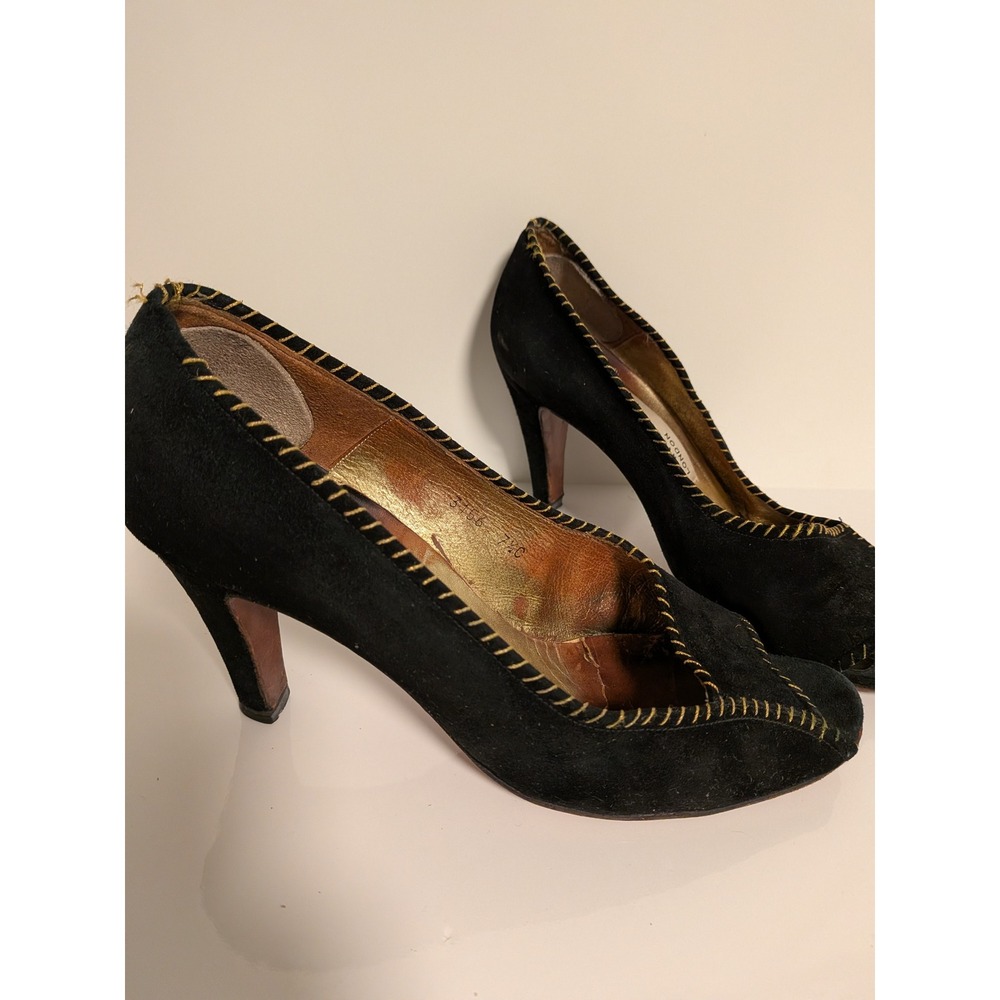 Manolo Blahnik Vintage Black Suede Whipstitch Peep Toe Pumps Gold Trim 7.5 C